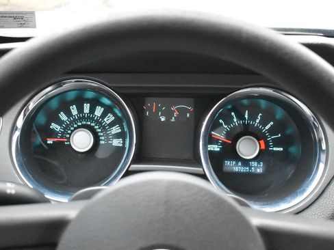 Used 2012 Ford Mustang GT w/ Brembo Brake Pkg image 17