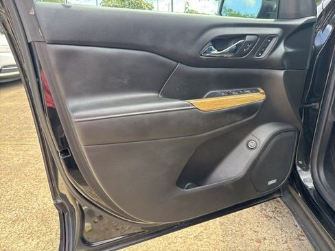 Used 2018 GMC Acadia Denali w/ Technology Package image 20