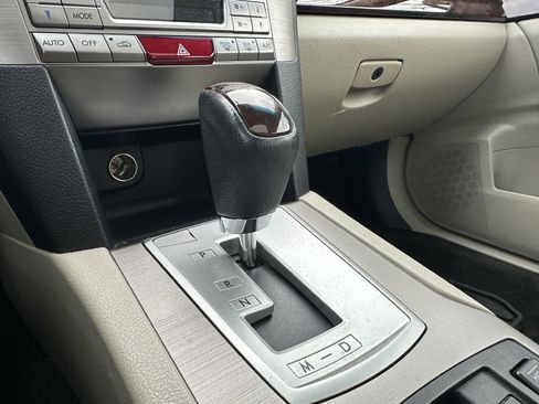 Used 2014 Subaru Legacy 2.5i Limited image 30