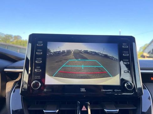Used 2019 Toyota Corolla XSE FWD image 18