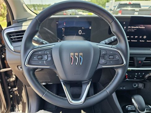 Used 2025 Buick Encore GX Preferred FWD image 19