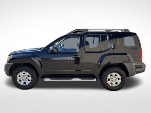 Used 2015 Nissan Xterra X image 3