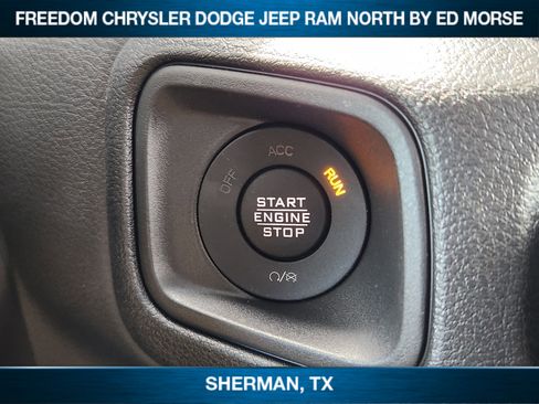 New 2025 Jeep Gladiator Sport image 16