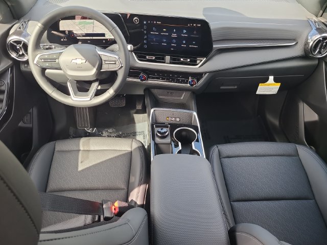 New 2027 Chevrolet Equinox LT w/ Convenience Package II FWD image 17