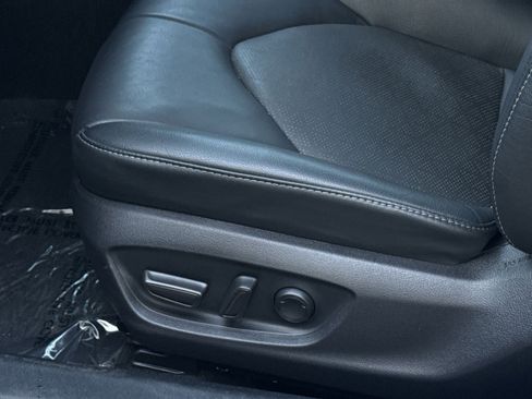 Used 2023 Toyota Camry XSE image 14