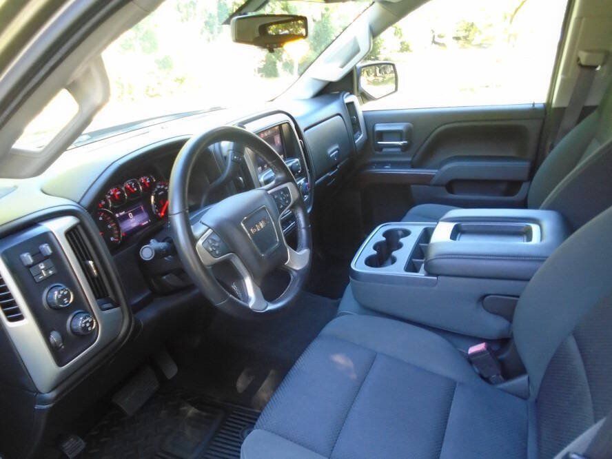 Used 2015 GMC Sierra 2500 SLE w/ SLE Preferred Package AWD/4WD image 10