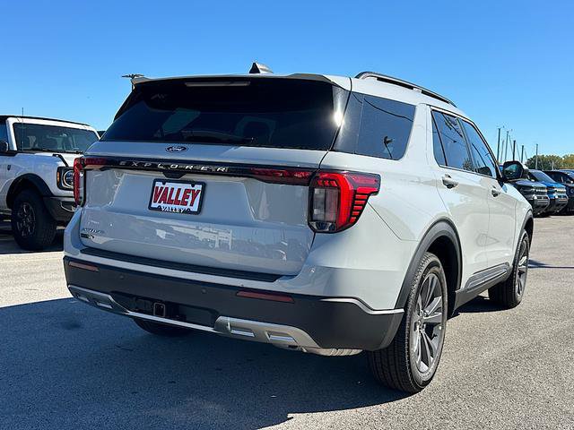 New 2027 Ford Explorer Active w/ Active Comfort Package AWD/4WD image 6