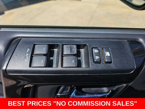 Used 2022 Toyota 4Runner TRD Off-Road Premium w/ TRD Black Wheel Package (TMS) AWD/4WD image 27