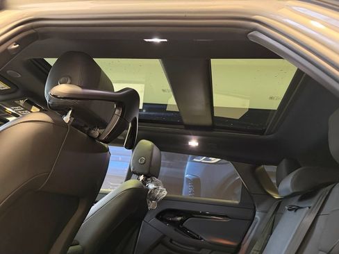New 2026 Land Rover Range Rover Evoque Dynamic SE AWD/4WD image 10