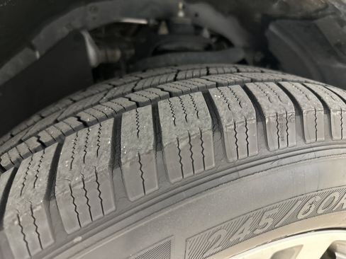 Used 2013 Toyota 4Runner Limited AWD/4WD image 12