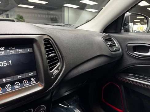 Used 2018 Jeep Compass Trailhawk w/ Safe & Security Group image 25