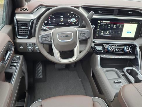 New 2026 GMC Sierra 2500 Denali w/ Denali Reserve Package image 6