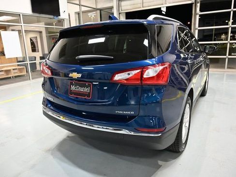 Used 2021 Chevrolet Equinox Premier w/ LPO, Floor Liner Package image 5