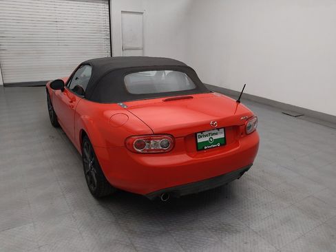 Used 2015 MAZDA MX-5 Miata Club image 6