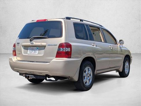 Used 2004 Toyota Highlander 4WD V6 image 5