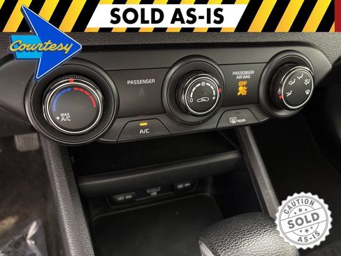 Used 2022 Kia Forte LXS FWD image 34