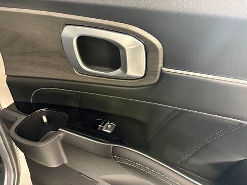 New 2026 Kia Sorento SX AWD/4WD image 16