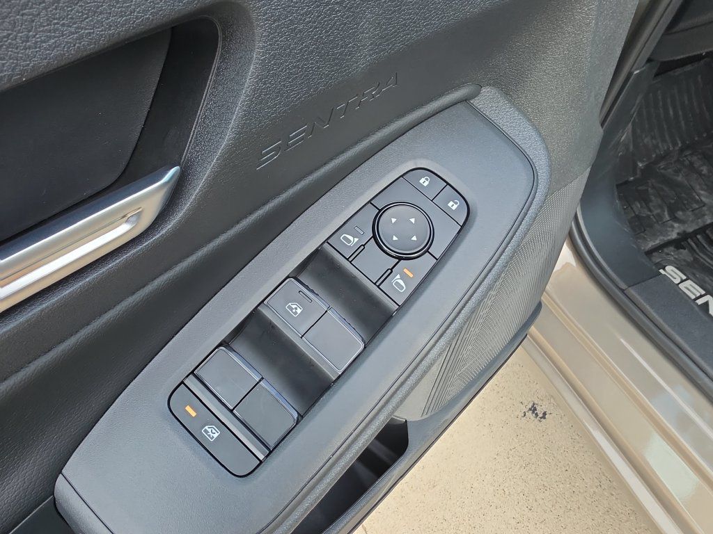 New 2027 Nissan Sentra SV w/ Floor Mat Package FWD image 22