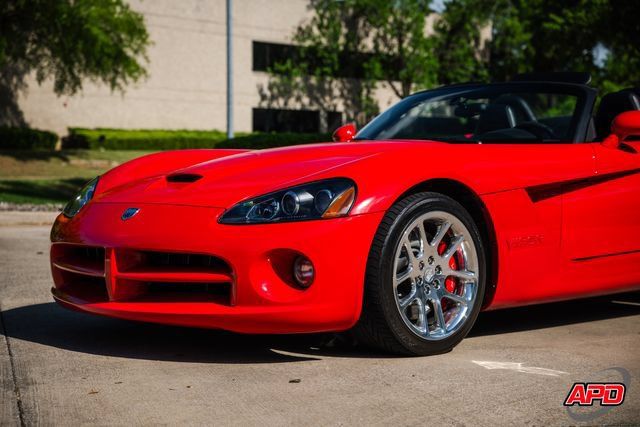 Used 2004 Dodge Viper SRT-10 RWD image 54
