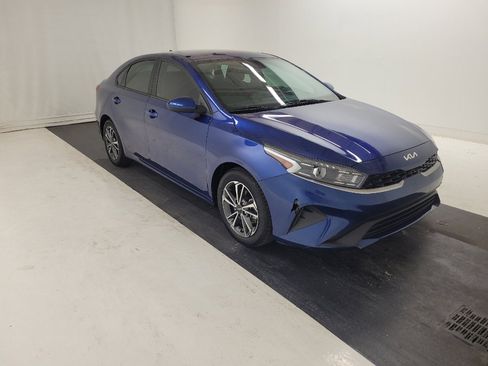 Used 2022 Kia Forte LXS FWD image 13