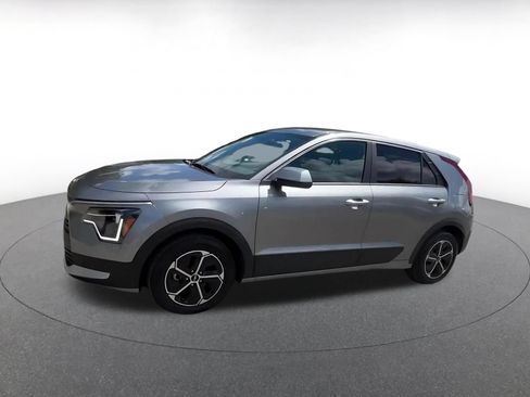Used 2026 Kia Niro LX FWD image 8