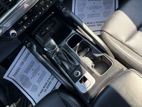 Used 2022 Kia Telluride S image 28