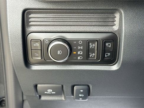 Used 2026 Ford F250 Platinum AWD/4WD image 19
