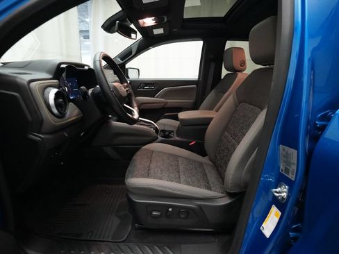 Used 2024 Chevrolet Colorado ZR2 AWD/4WD image 7