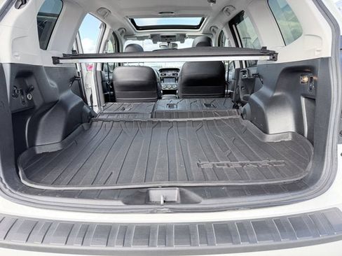 Used 2016 Subaru Forester 2.5i Touring w/ Eyesight & Navigation System image 20