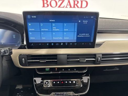 New 2026 Lincoln Corsair Premiere image 11