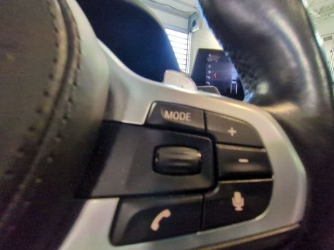 Used 2019 BMW M550i xDrive image 15