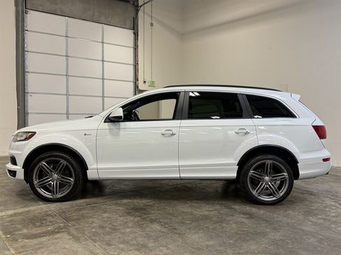 Used 2015 Audi Q7 3.0T S line Prestige w/ 21" S Line Plus Package AWD/4WD image 4