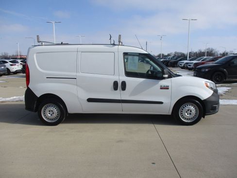 Used 2018 RAM ProMaster City Tradesman image 6