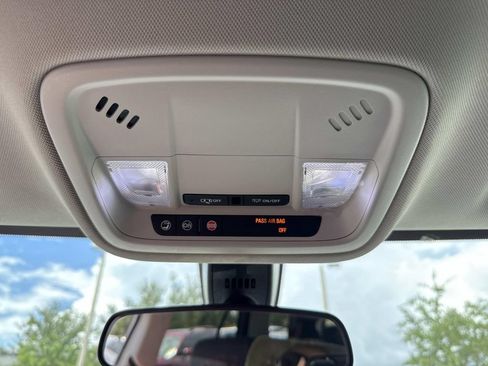Used 2019 Chevrolet Traverse LS FWD image 48