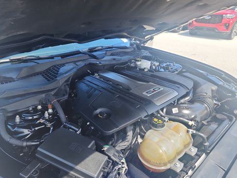 Used 2020 Ford Mustang GT RWD image 21
