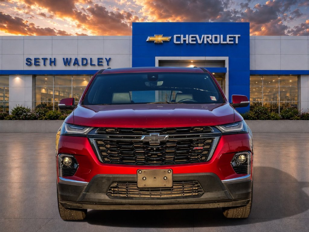 Used 2022 Chevrolet Traverse RS w/ LPO, Floor Liner Package FWD image 2