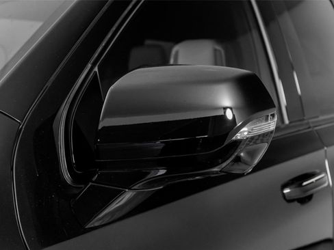 Used 2026 Cadillac Escalade Sport w/ LPO, Floor Liner Package image 40