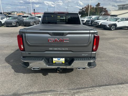 Used 2021 GMC Sierra 1500 SLT w/ SLT Premium Plus Package AWD/4WD image 6