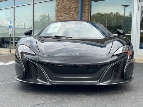 Used 2015 McLaren 650S Spider RWD image 29