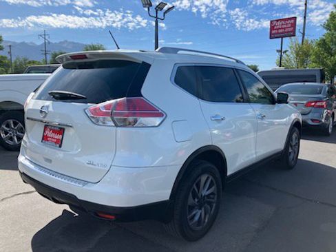Used 2016 Nissan Rogue SL image 4