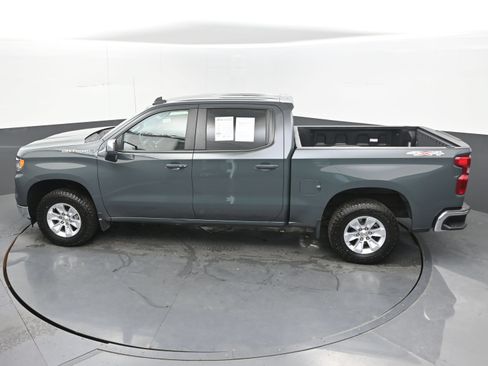 Used 2025 Chevrolet Silverado 1500 LT AWD/4WD image 34