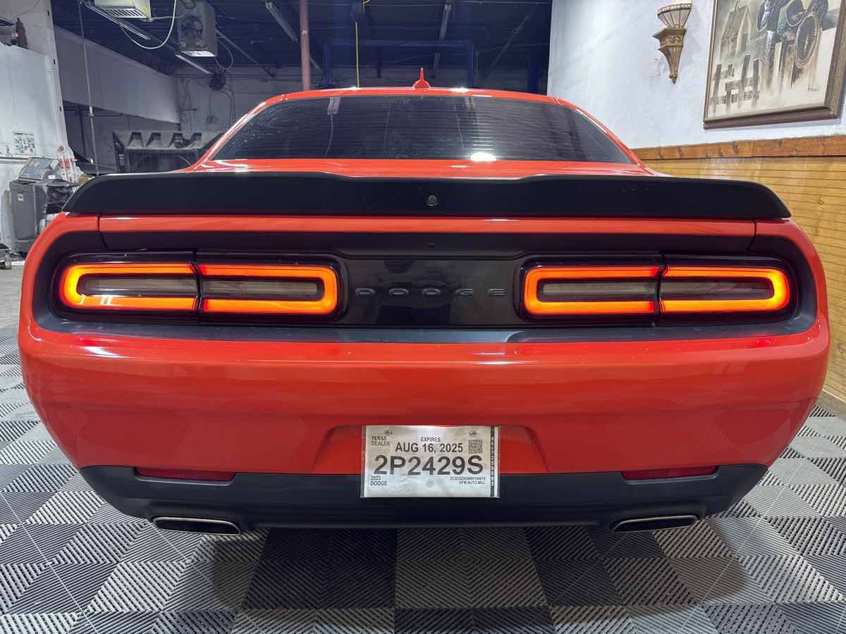 Used 2022 Dodge Challenger SXT w/ Blacktop Package RWD image 4
