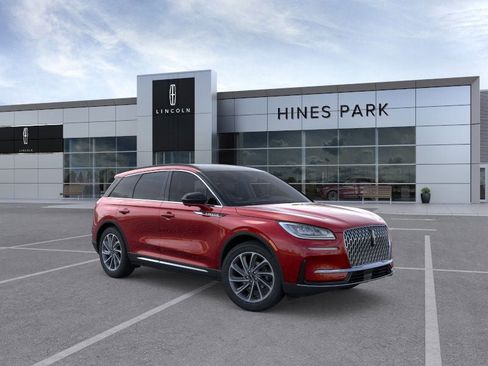 New 2026 Lincoln Corsair Premiere image 7