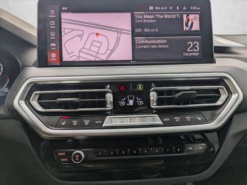 Used 2024 BMW X3 sDrive30i w/ Premium Package image 12