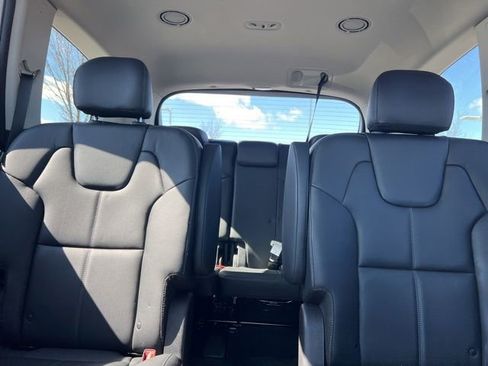 Certified 2023 Kia Telluride EX w/ EX Captain's Chair Package image 34