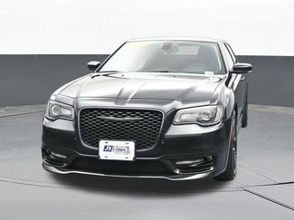 Used 2022 Chrysler 300 Touring L video 2