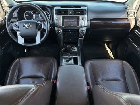 Used 2014 Toyota 4Runner Limited image 9
