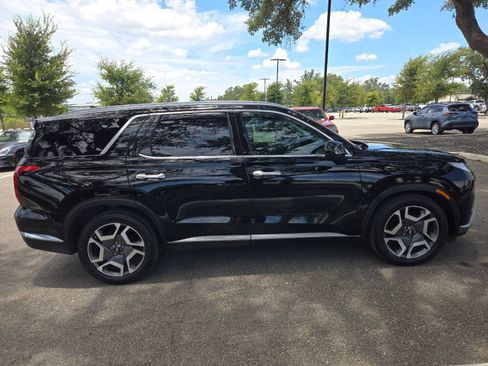 Used 2023 Hyundai Palisade Limited w/ Cargo Package AWD/4WD image 6