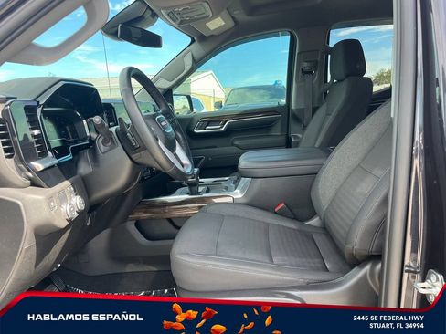 Certified 2025 GMC Sierra 1500 Elevation RWD image 9