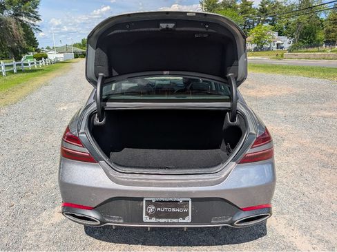 Used 2024 Genesis G70 2.5T AWD/4WD image 7